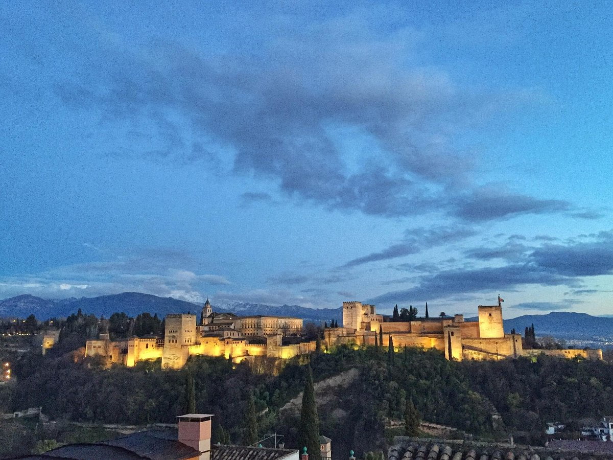 Alhambra Palace - Islamic Heritage