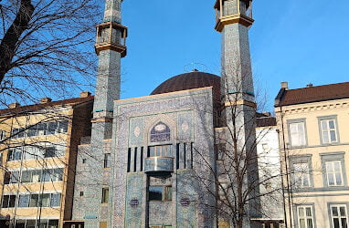 Central Jam-e-Mosque