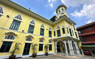 Chakraphong Mosque