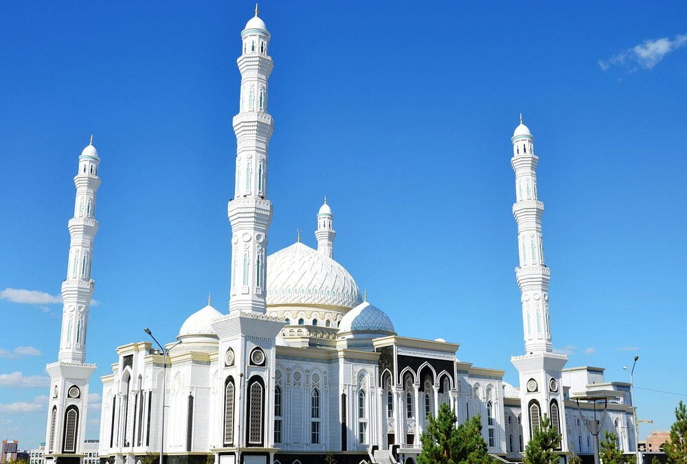 Hazrat Sultan Mosque