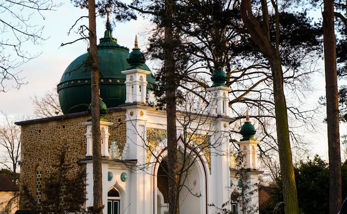 Shah Jahan Mosque